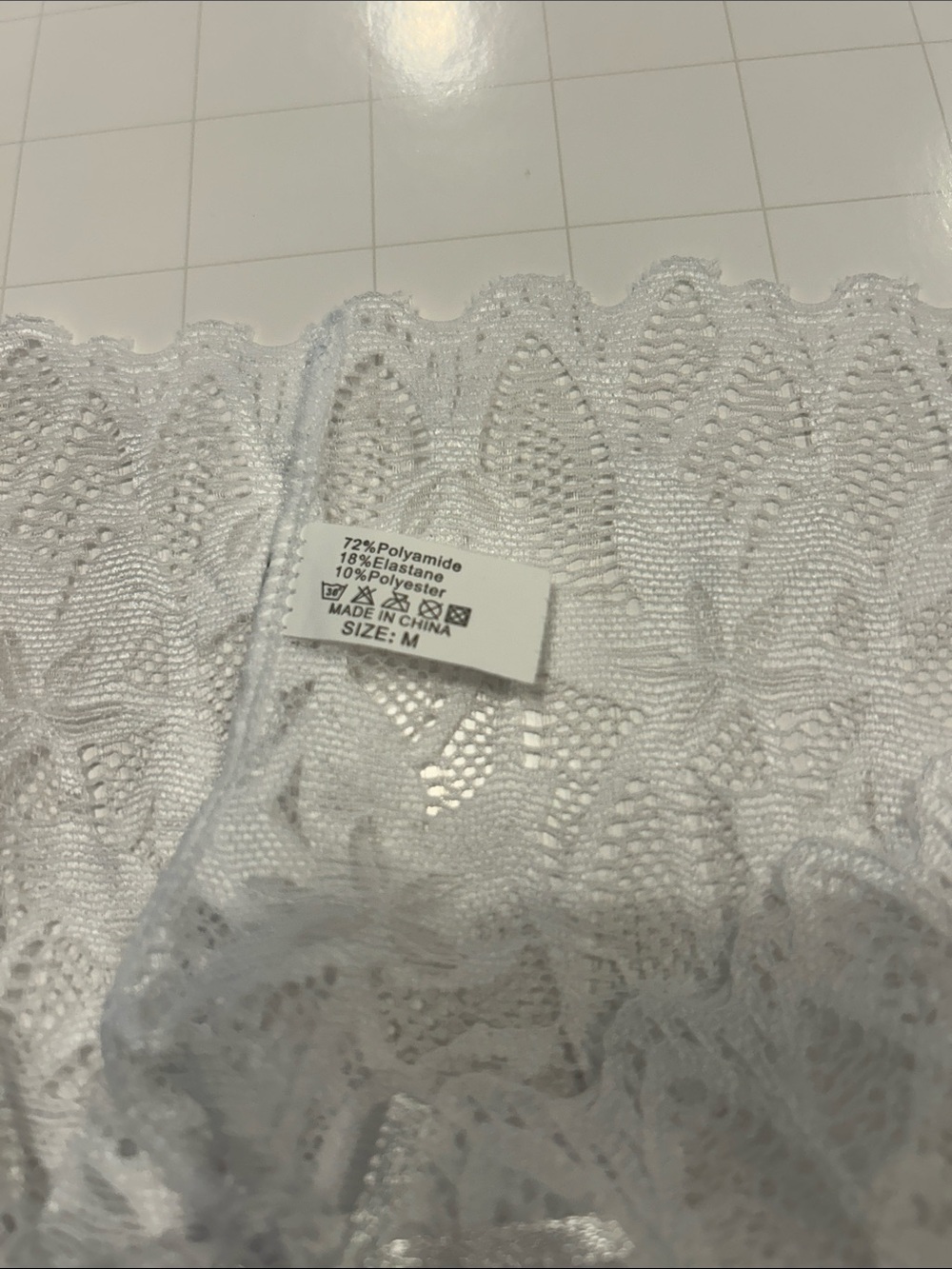 White Lace Mid-Rise Women's Briefs, Size M